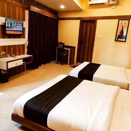 Hotel Keerthana Puttur Puttur  Exterior foto